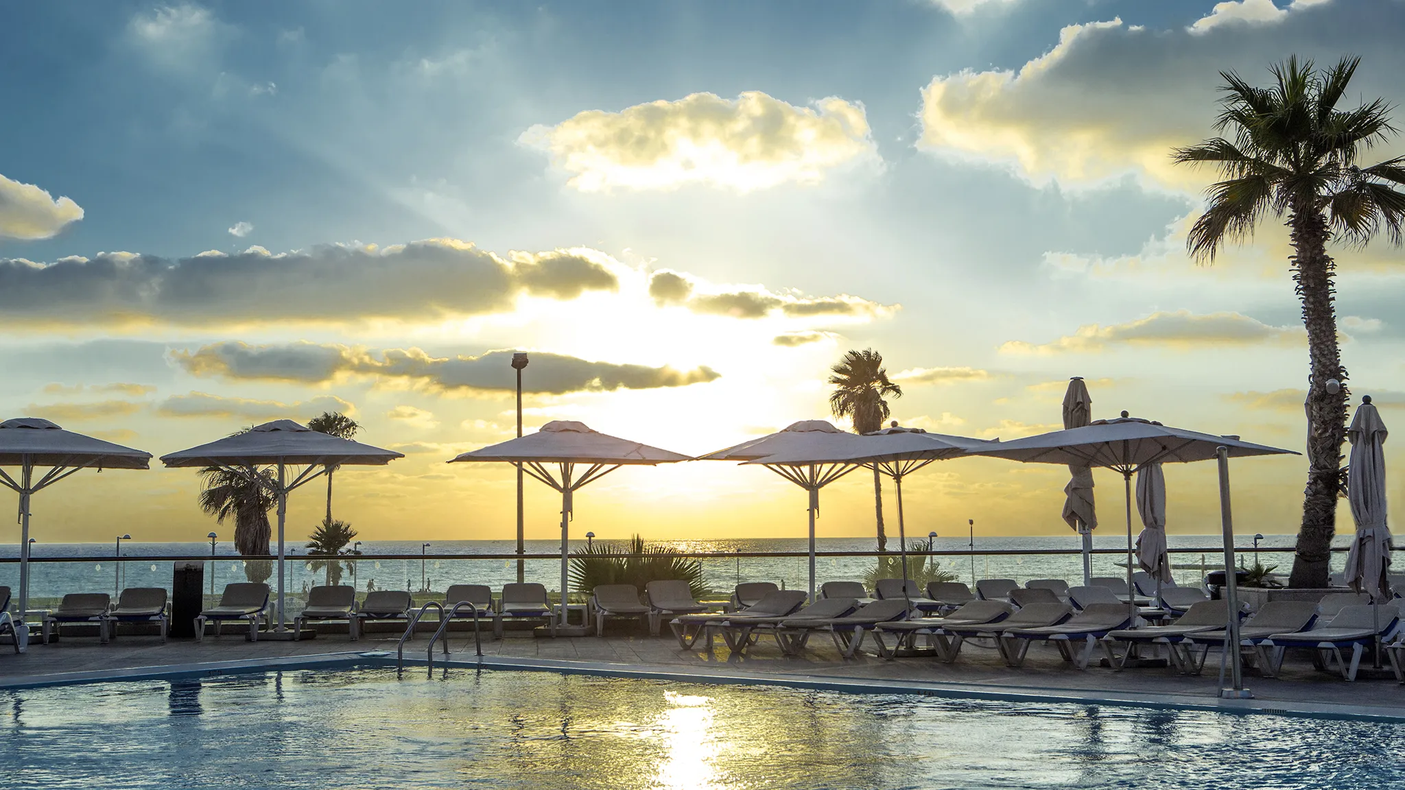 InterContinental David Tel Aviv Pool Sunset