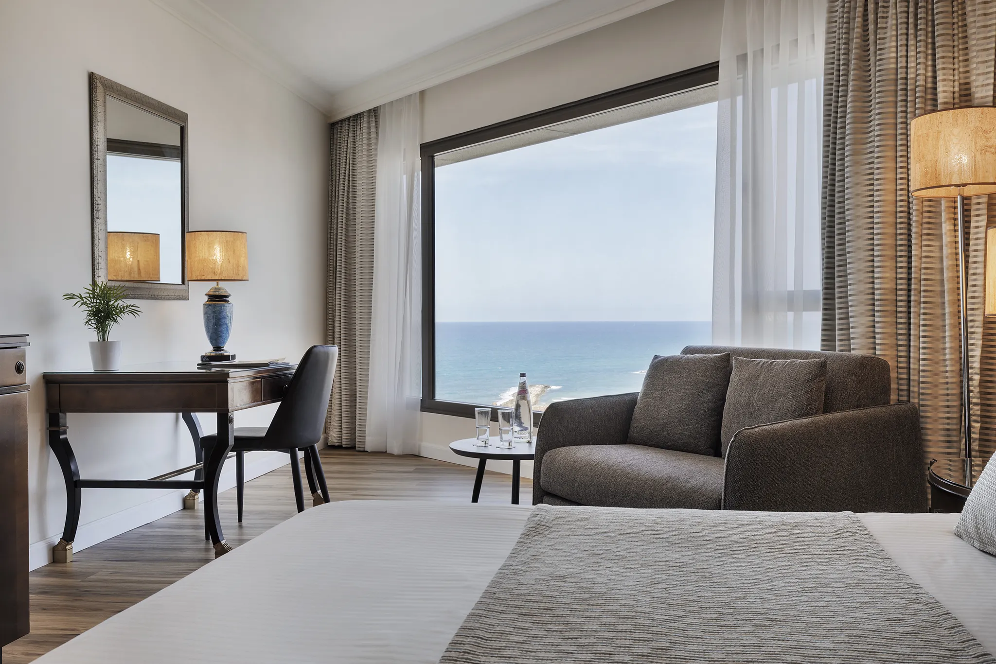 InterContinental David Tel Aviv Rooms and suites Classic King Room Zoom